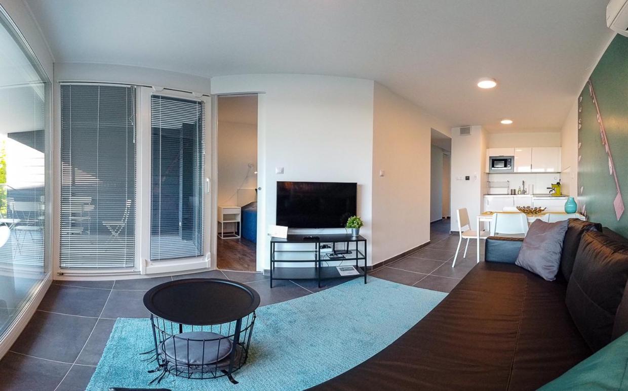 Marina Apartman Hotel Balatonszemes Bagian luar foto