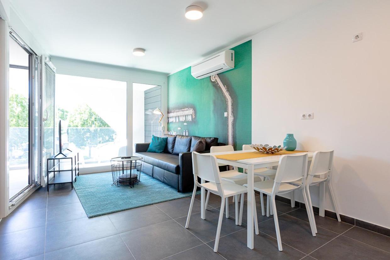 Marina Apartman Hotel Balatonszemes Bagian luar foto