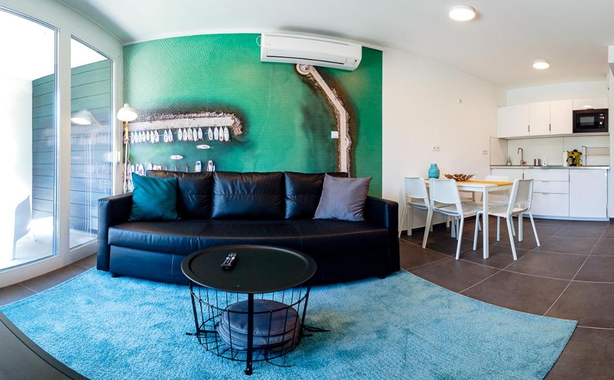 Marina Apartman Hotel Balatonszemes Bagian luar foto